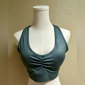 GapFit Eclipse Sports Bra